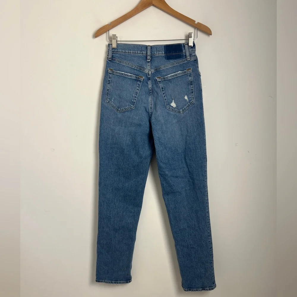 Abercrombie & Fitch Size 29 The 90s Straight Ultra High Rise Crisscross Jeans‎